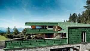 Fasádny panel FX.12 PREFA machovozelená